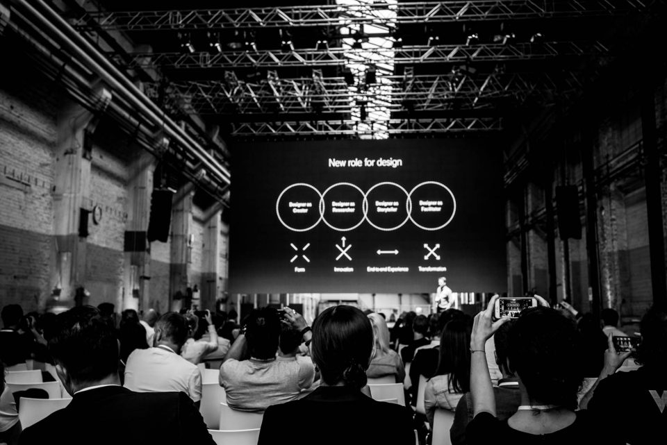 Vortrag "How Digital is Blurring the Lines", 2017